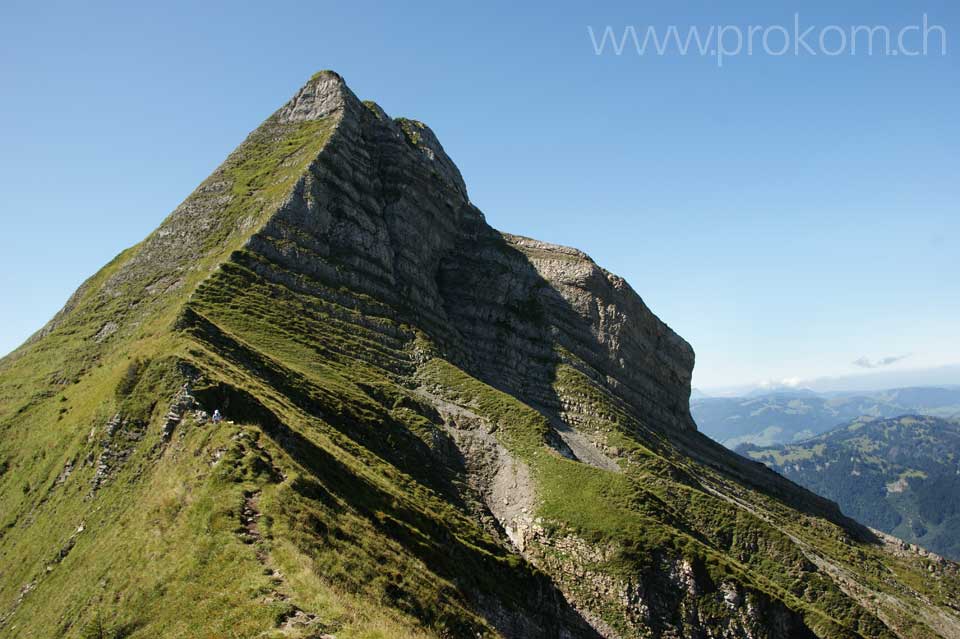 Abstieg Richtung Rossalpelispitz und Blick zurück zum Zindlenspitz