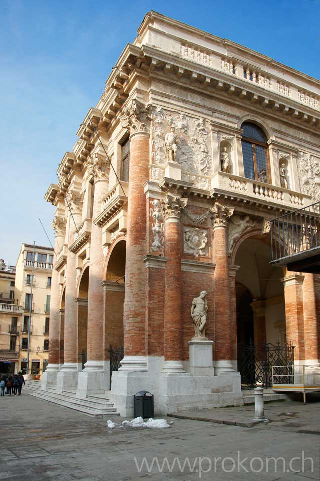 Loggia del Capitaniato