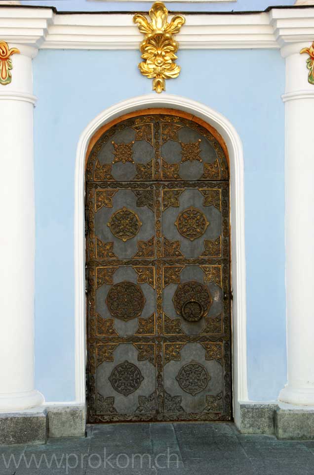 St.-Michaels-Kloster, Kiev: Tor