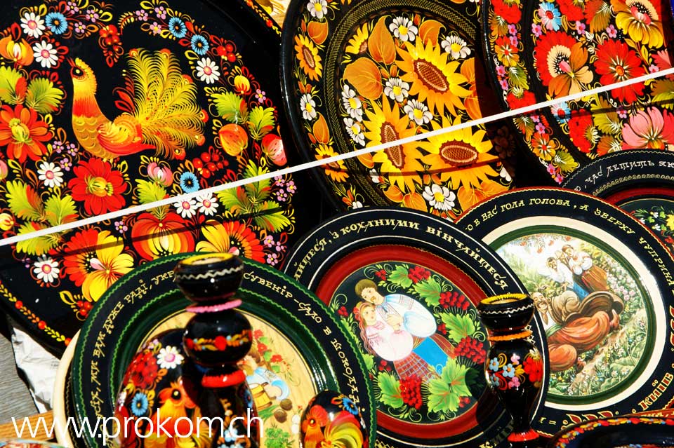 Farbenprächtiges Kunsthandwerk in der Ukraine, für jeden Geschmack.