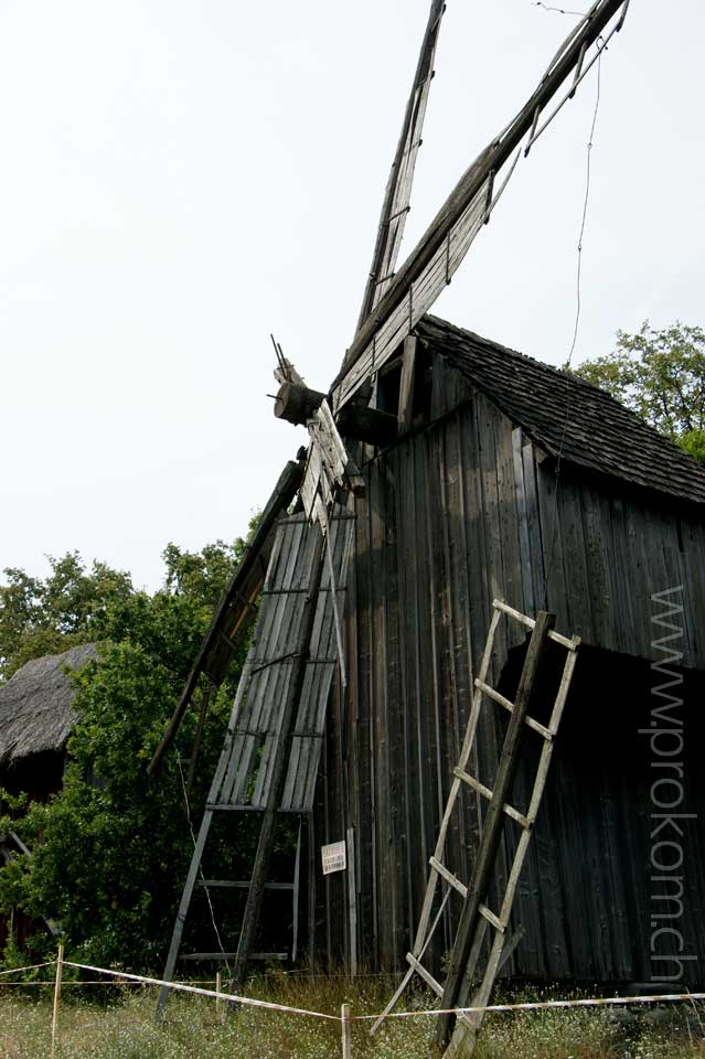 Windmühlen zerfallen