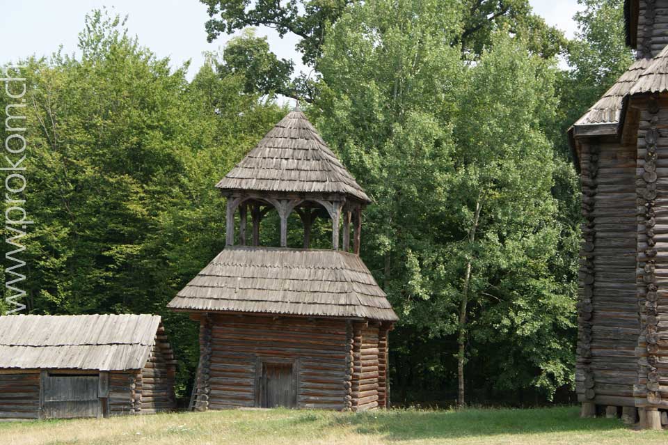 Auferstehungskirche, Nebengebäude