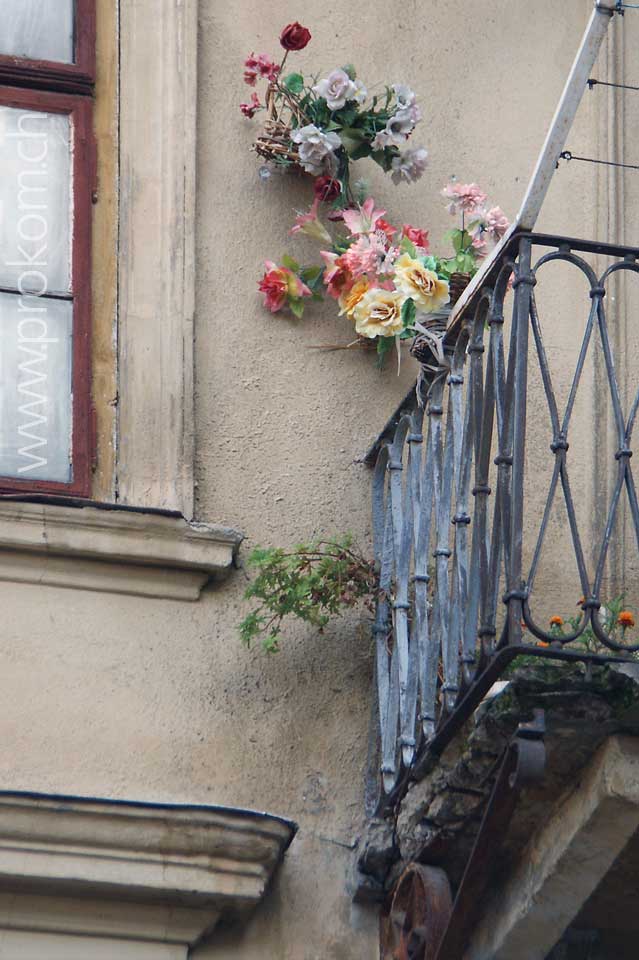 Aufgepeppter Zerfallbalkon